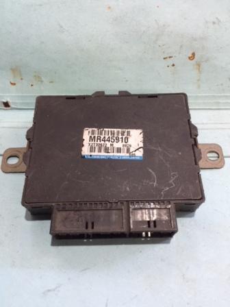 ECU MR445910 MITSUBISHI COLT LANCER ECU