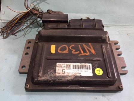 ECU A56-Y16 UW3 5225 NISSAN XTRAIL NT30 ECU L5