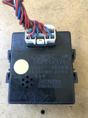 ECU 85969-28050 TOYOTA ECU RELAY LIGHT REMINDER