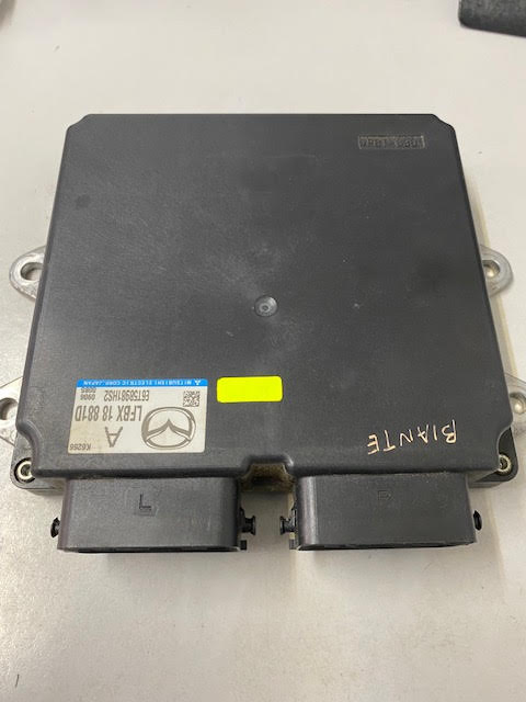 ECU LFBX 18 881D Mazda BIANTE ECU 