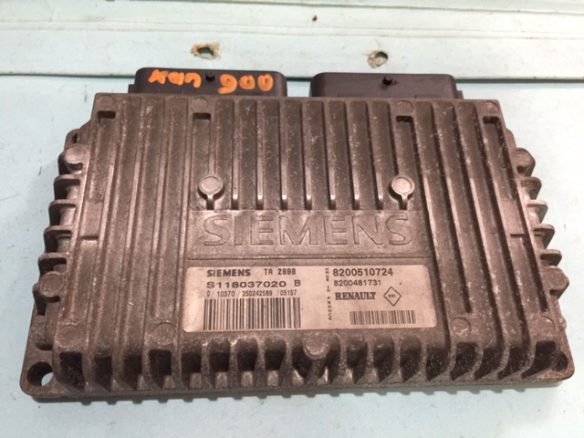 ECU S118037020 Renualt Kangoo ECU 8200510724