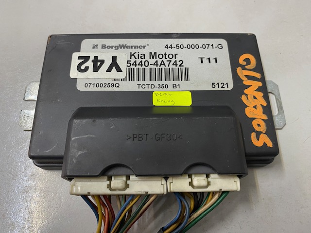 ECU 95440-4A742 Kia Sorento ECU Y42