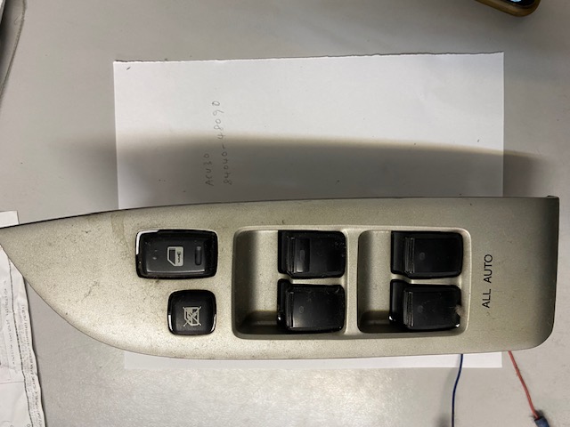 Power Window Main Switch 84040-48090 Toyota Harrier ACU30  