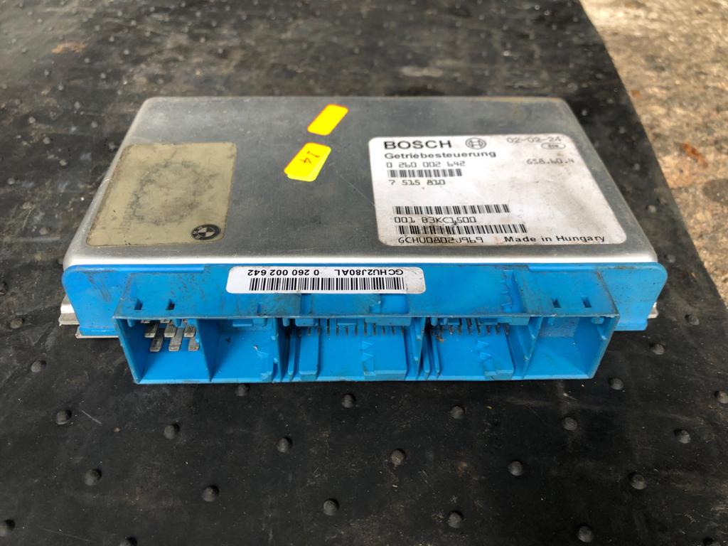 ECU 0 260 002 642 BMW E46 ECU 7515810